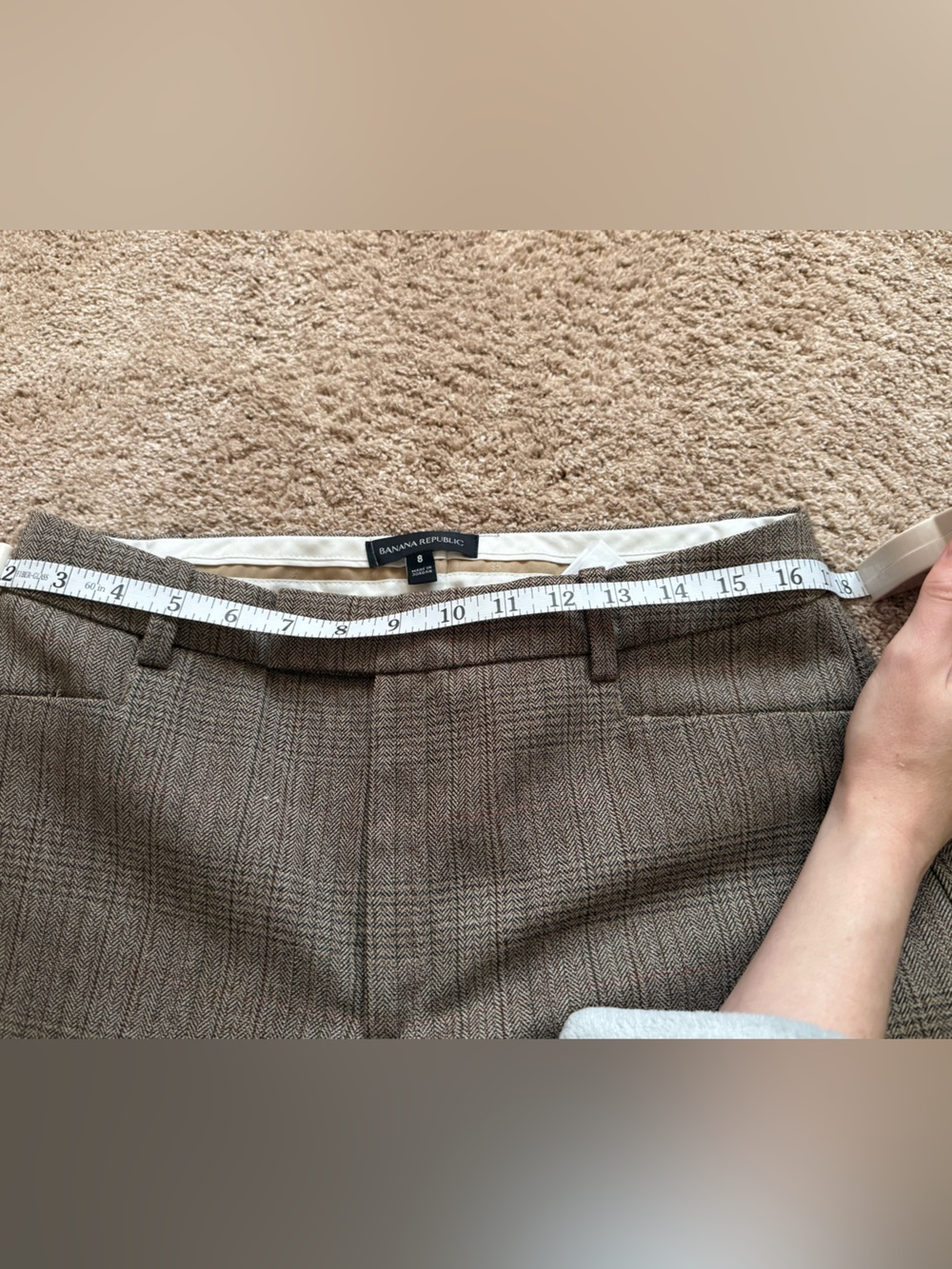 Banana Republic Women’s Wide-Leg Plaid Dress Pants in Brown - Picture 9 of 9